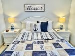2nd Bedroom - Queen Bed